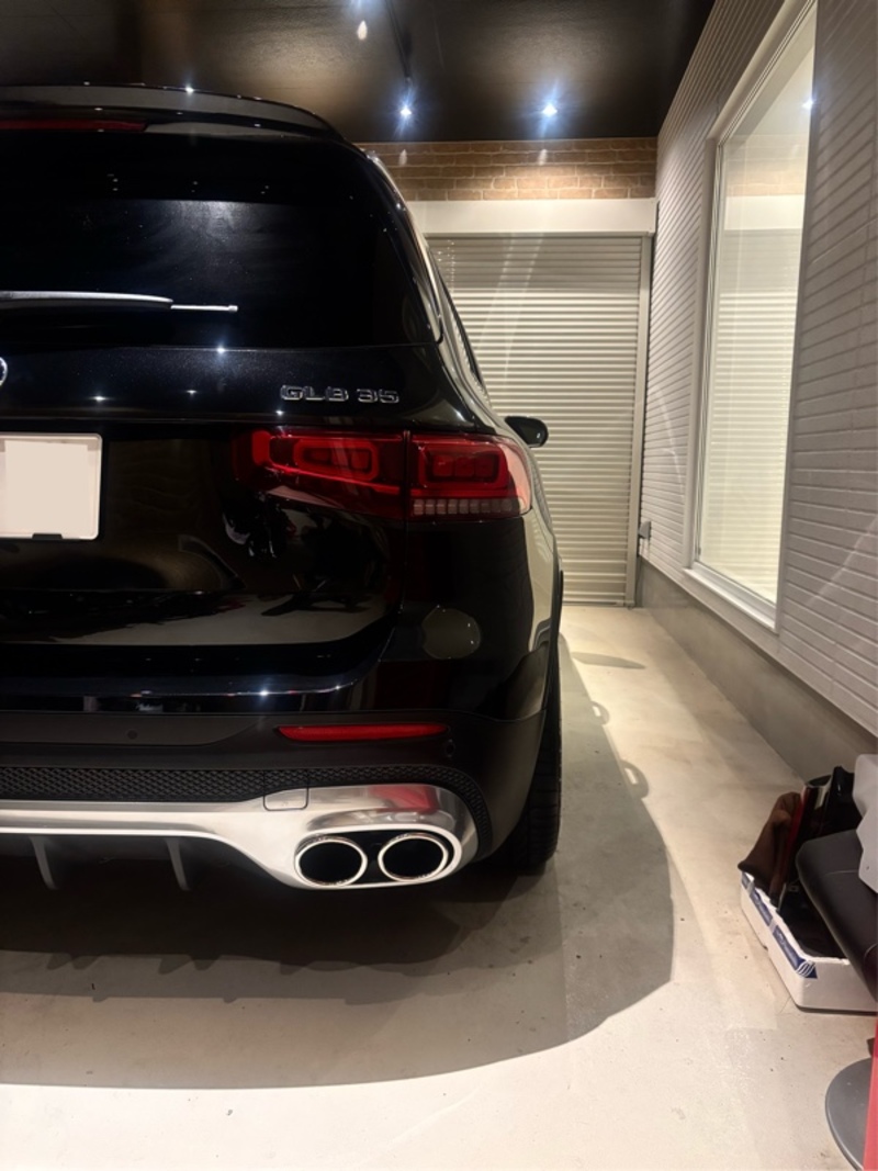メルセデスAMG GLBクラス メルセデスAMG GLB35 4マチック_RHD_4WD(DCT_2.0)