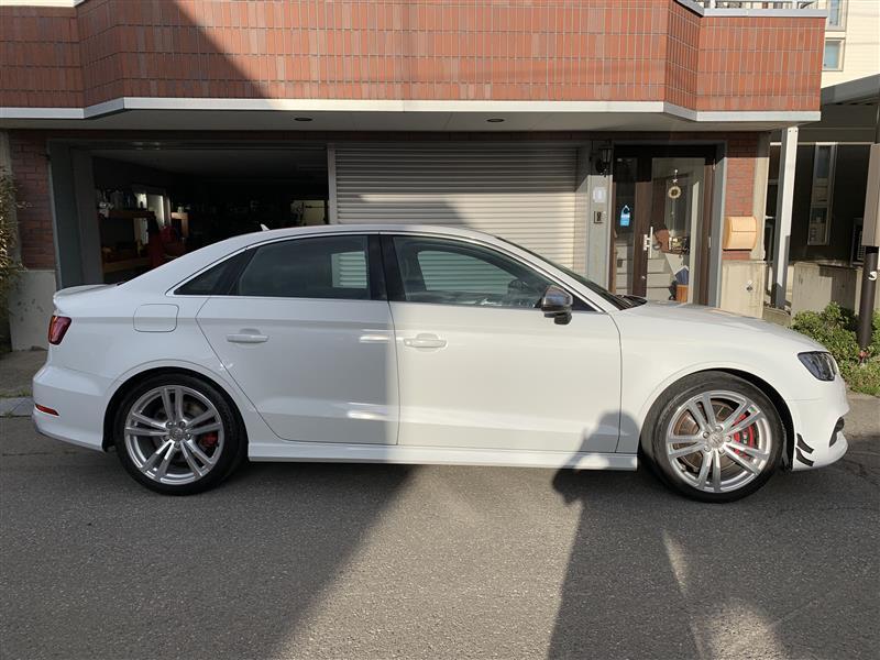 アウディ S3（セダン） セダン アーバンスポーツリミテッド_RHD_4WD(AT_2.0)