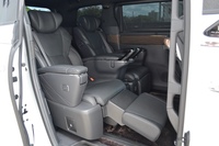 トヨタ アルファード エグゼクティブラウンジ(CVT_2.5_ハイブリッド)