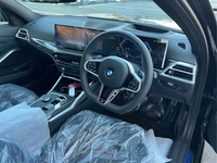 BMW 3シリーズ ツーリング 320d xドライブ ツーリング Mスポーツ 50thアニバーサリーリミテッド_RHD_4WD(AT 2.0)
