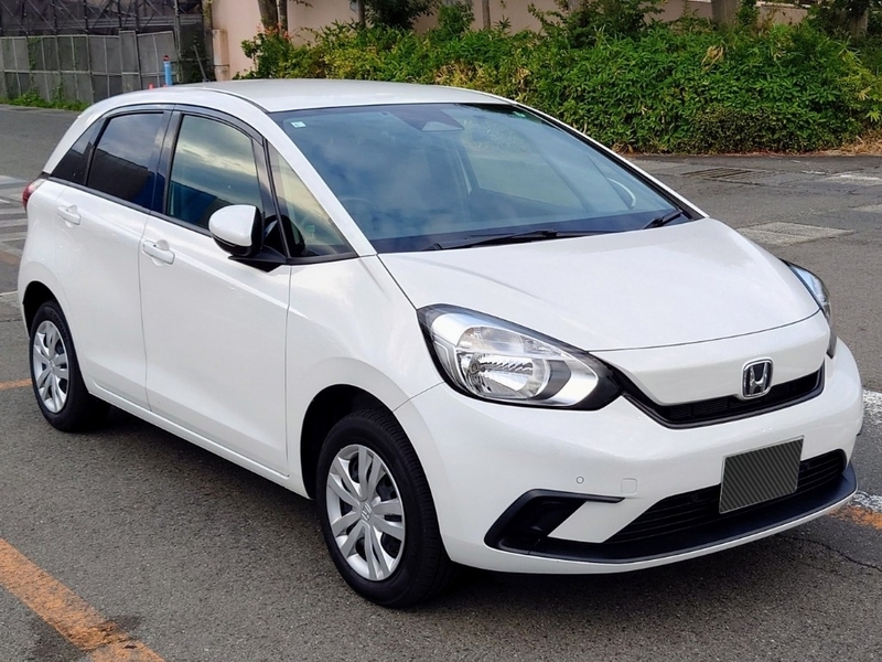 ホンダ フィット ベーシック_4WD(CVT_1.3)