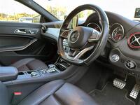 メルセデスAMG CLAクラス メルセデスAMG CLA45 4マチック_RHD_4WD(DCT_2.0)