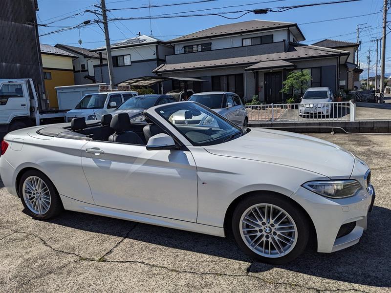 BMW 2シリーズ カブリオレ 220i カブリオレ Mスポーツ_RHD(AT_2.0)