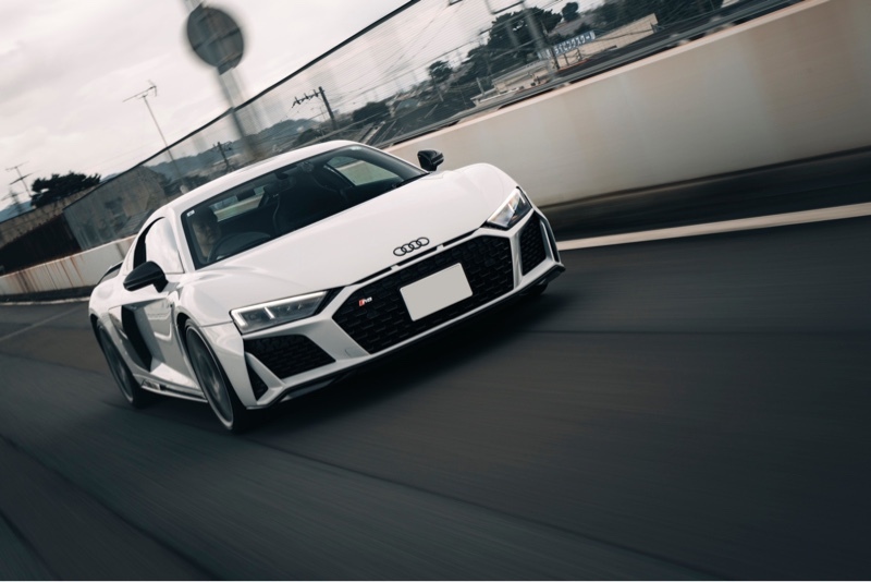 アウディ R8 （クーペ） R8 クーペ V10 パフォーマンス 5.2 FSI クワトロ Sトロニック_RHD_4WD(AT_5.2)