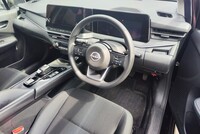 日産 ノート e-POWER X(1.2)