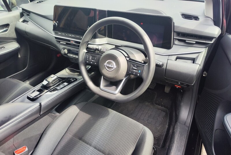 日産 ノート e-POWER X(1.2)