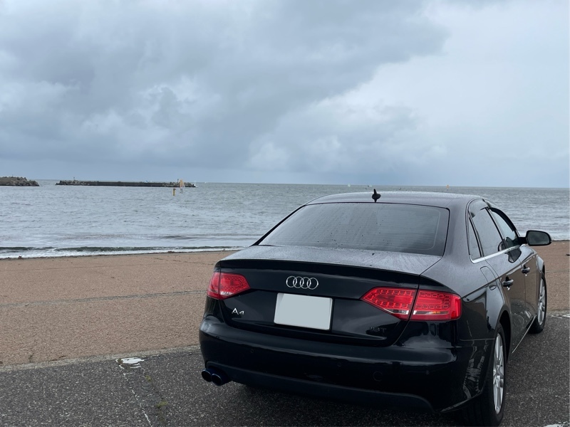 アウディ A4 （セダン） 1.8 TFSI_RHD(CVT_1.8)