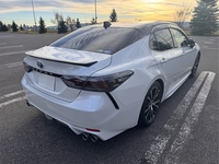 トヨタ カムリ WS“レザーパッケージ”_E-Four(CVT_2.5)