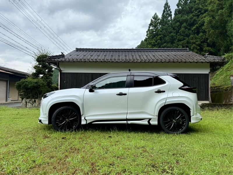 トヨタ ヤリスクロスハイブリッド Z“ウルバーノ”_E-Four(CVT_1.5_ハイブリッド)