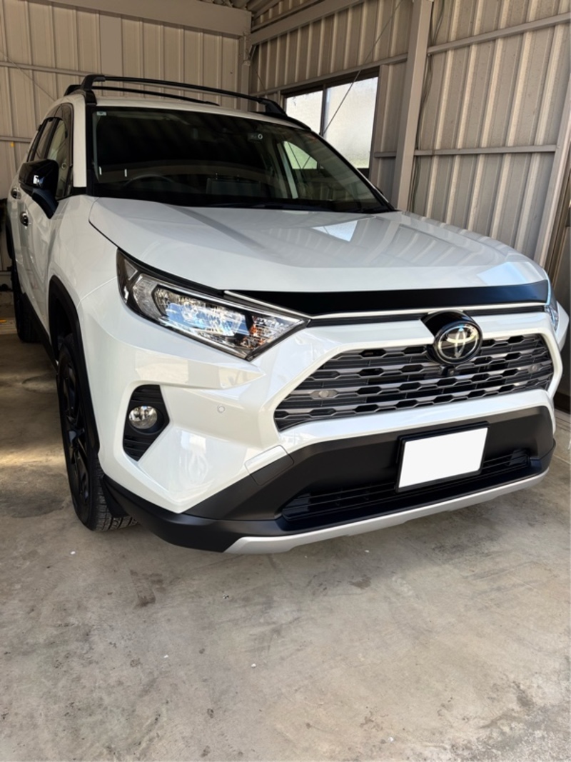 トヨタ RAV4 G“Zパッケージ”_4WD(CVT_2.0)