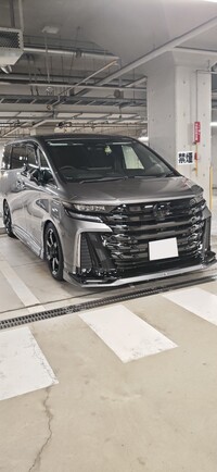 トヨタ ヴェルファイア Z プレミア(AT_2.4_ガソリン)
