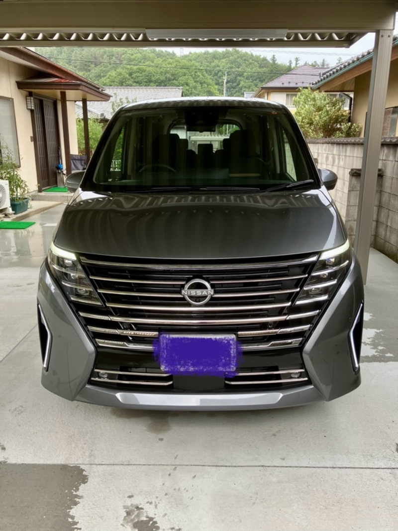 日産 セレナ e-POWER ハイウェイスター V(1.4)