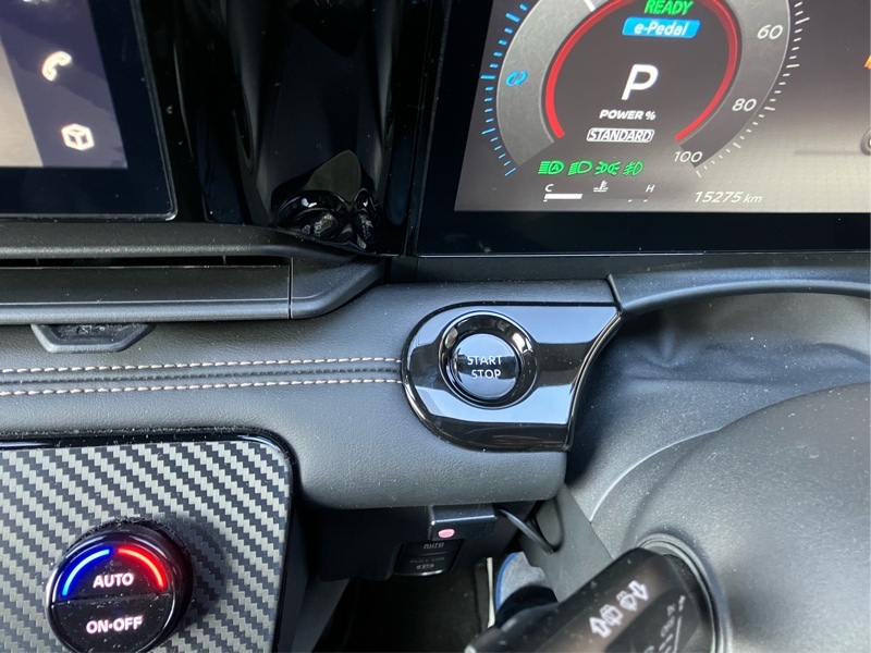 日産 セレナ e-POWER ハイウェイスター V(1.4)
