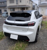 プジョー 208 GTライン_RHD(EAT_1.2)