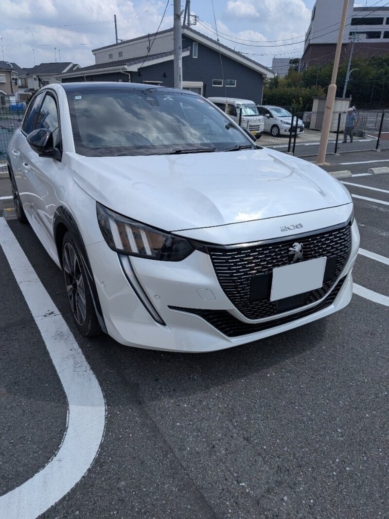 プジョー 208 GTライン_RHD(EAT_1.2)