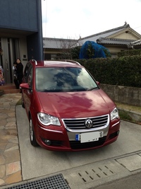 フォルクスワーゲン ゴルフトゥーラン TSI Hightline_RHD(AT1.4)