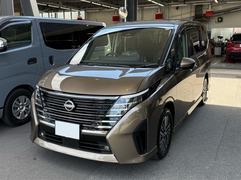 日産 セレナ e-POWER ハイウェイスター V(1.4)