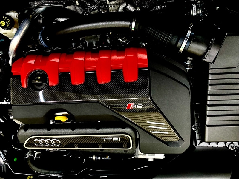 アウディ RS3 （セダン） RS3 セダン_RHD_4WD(AT_2.5)