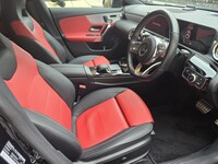 メルセデス・ベンツ CLAクラス シューティングブレーク CLA200d シューティングブレーク_RHD(DCT_2.0)