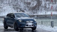 ボルボ C40 リチャージ アルティメット ツインモーター_RHD_AWD