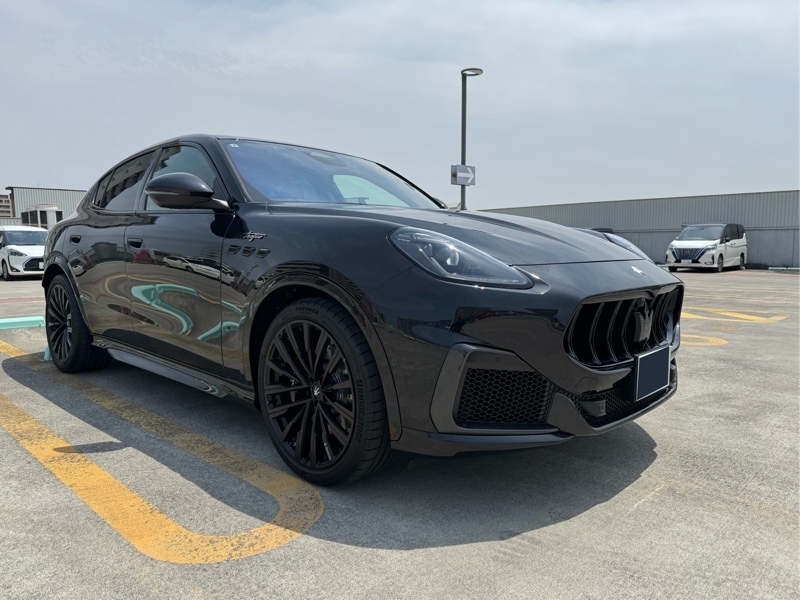 マセラティ グレカーレ トロフェオ_RHD_AWD(AT_3.0)