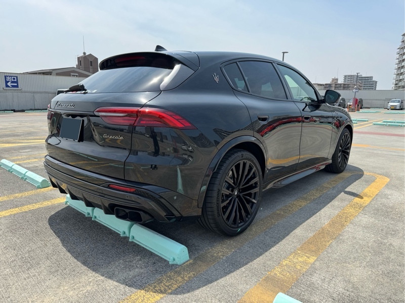 マセラティ グレカーレ トロフェオ_RHD_AWD(AT_3.0)