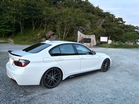 BMW 3シリーズ セダン