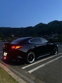 マツダ MAZDA3 セダン