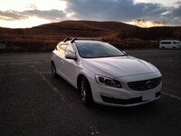 ボルボ V60 T3 SE_RHD(AT_1.5)