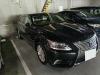 レクサス LS 460“バージョンC・Iパッケージ”_5人乗り(ECT_4.6)