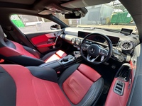 メルセデス・ベンツ CLAクラス CLA200d_RHD(DCT_2.0)