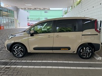 トヨタ シエンタ ハイブリッド Z_5人乗り_E-Four(CVT_1.5)