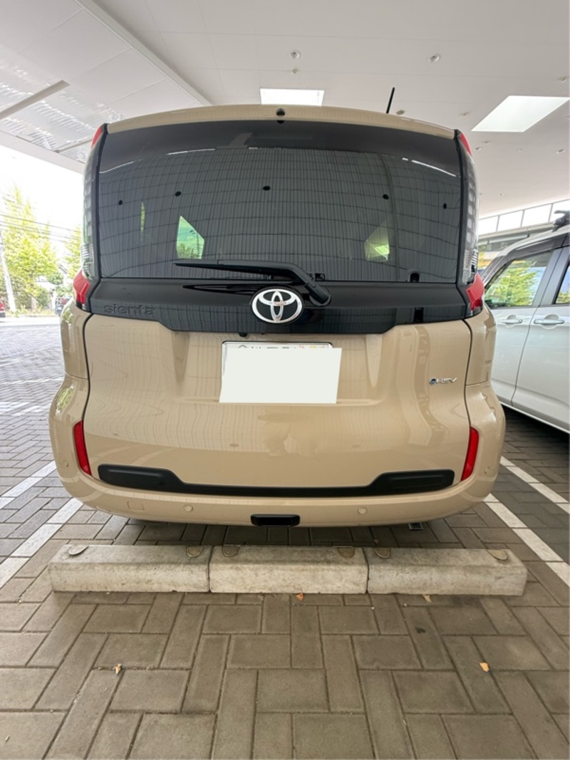 トヨタ シエンタ ハイブリッド Z_5人乗り_E-Four(CVT_1.5)