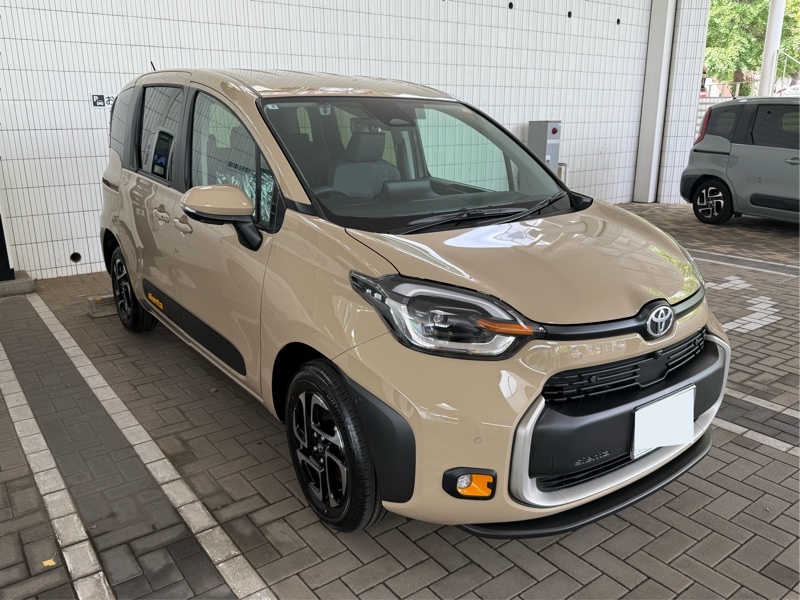 トヨタ シエンタ ハイブリッド Z_5人乗り_E-Four(CVT_1.5)
