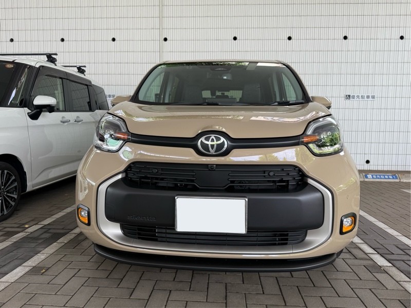 トヨタ シエンタ ハイブリッド Z_5人乗り_E-Four(CVT_1.5)