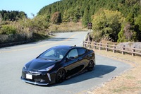 トヨタ プリウス Aプレミアム(CVT_1.8)