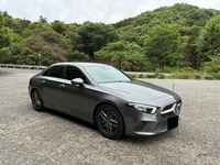メルセデス・ベンツ Aクラス セダン A200d セダン_RHD(DCT_2.0)
