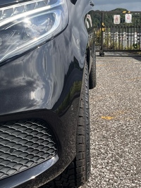 メルセデス・ベンツ Vクラス V220d マルコ・ポーロ ホライゾン_RHD(AT_2.2)
