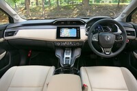 ホンダ クラリティPHEV EX(CVT_1.5)