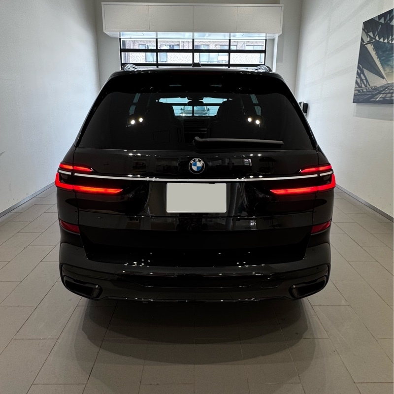 BMW X7 xドライブ40d Mスポーツ_RHD_4WD(AT_3.0)