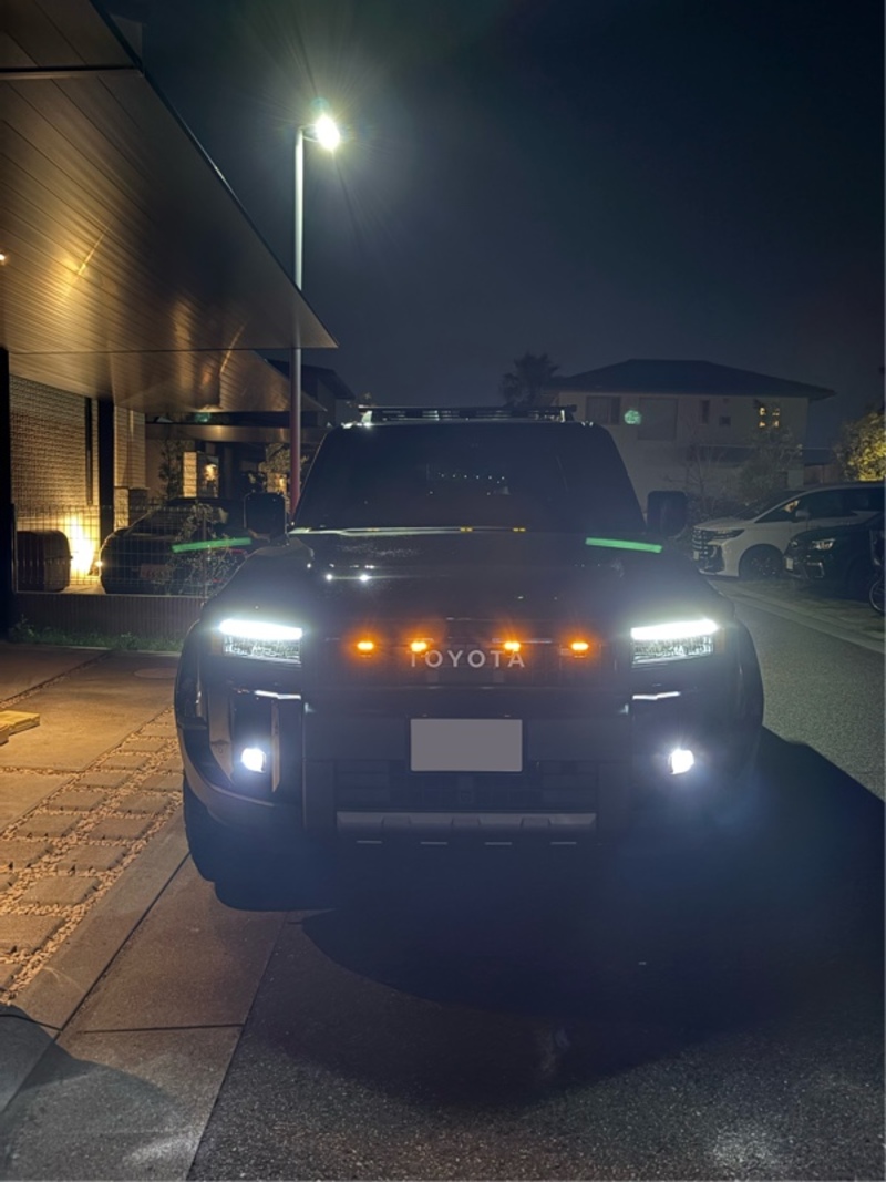 トヨタ ランドクルーザー250 VX_7人乗り_4WD (ECT_2.7_ガソリン)