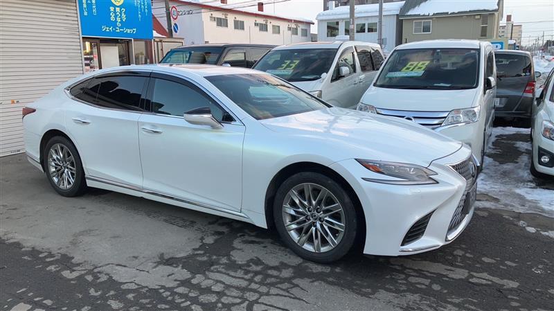 レクサス LS 500“エグゼクティブ”_AWD(AT_3.5)