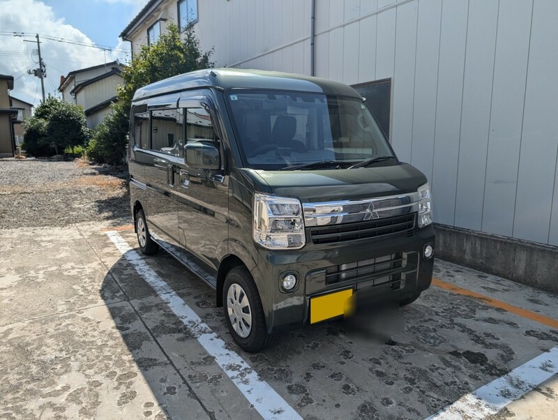 三菱 ミニキャブバン ブラボー_4WD(CVT_0.66)