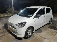 ダイハツ ミライース