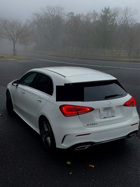 メルセデス・ベンツ Aクラス A200d_RHD(DCT_2.0)