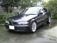 BMW 3シリーズ セダン 330i_RHD(AT)