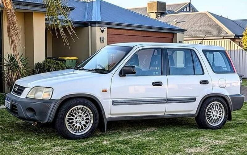 ホンダ CR-V パフォーマ_4WD(MT)