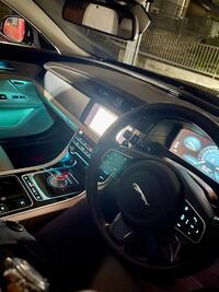 ジャガー XF 20d プレステージ_RHD(AT_2.0)