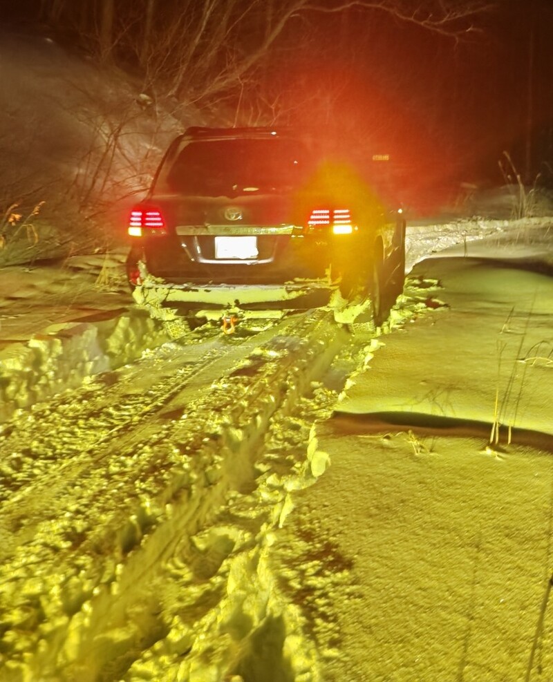 トヨタ ランドクルーザー200 GX_5人乗り(AT_4.6)