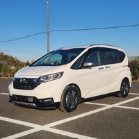 ホンダ フリード クロスター_6人乗り(CVT_1.5)
